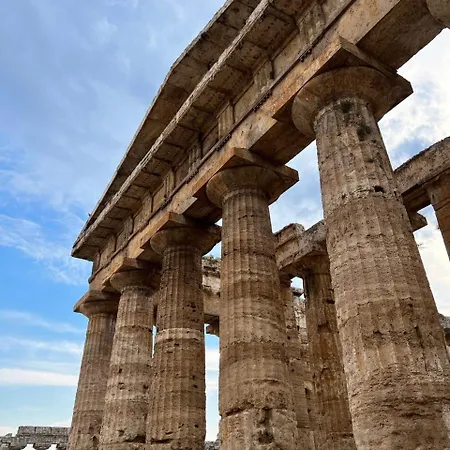 Casa Athena A 100 M Dal Mare Con Parcheggio Privato Gratuito Tatil Evi Paestum