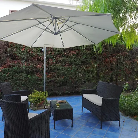 Casa Athena A 100 M Dal Mare Con Parcheggio Privato Gratuito Paestum