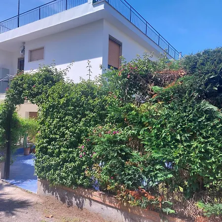 Casa Athena A 100 M Dal Mare Con Parcheggio Privato Gratuito Holiday home *