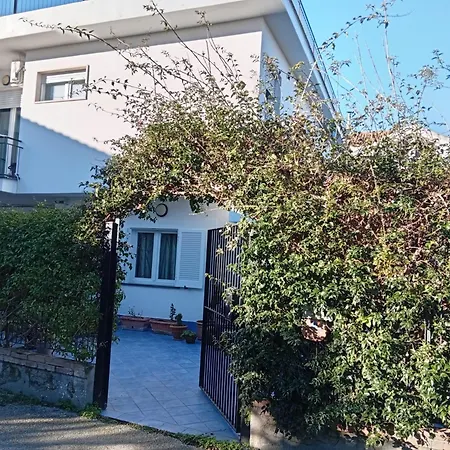 Casa Athena A 100 M Dal Mare Con Parcheggio Privato Gratuito * Paestum